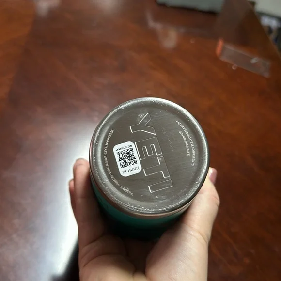 Yeti 30oz Rambler - Aquifer - Picture 4 of 5